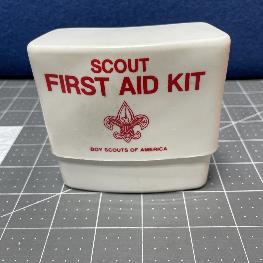 Boy Scout Personal First Aid Kit Box Only-Red Letters-Good Bandaid Holder